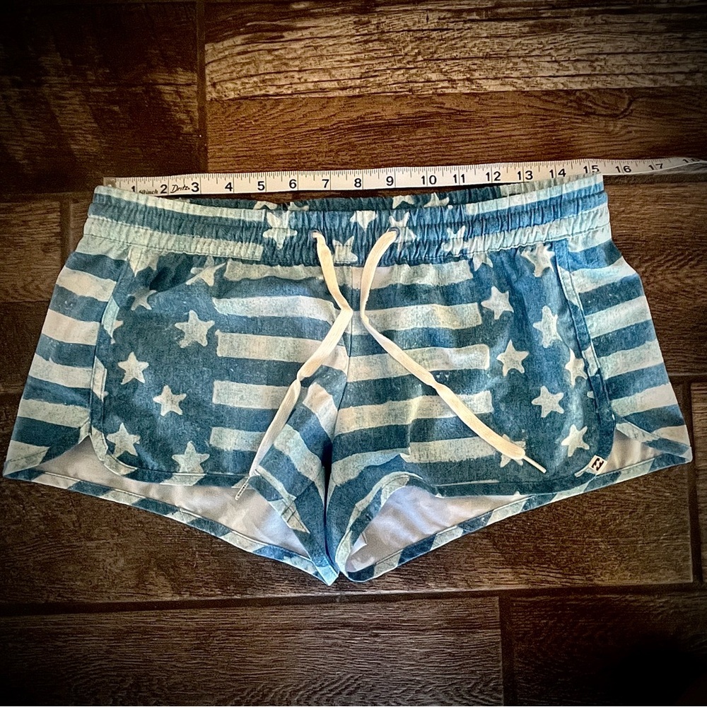 Billabong shades of blue Stars and Stripes swim shorts M - Picture 3 of 6